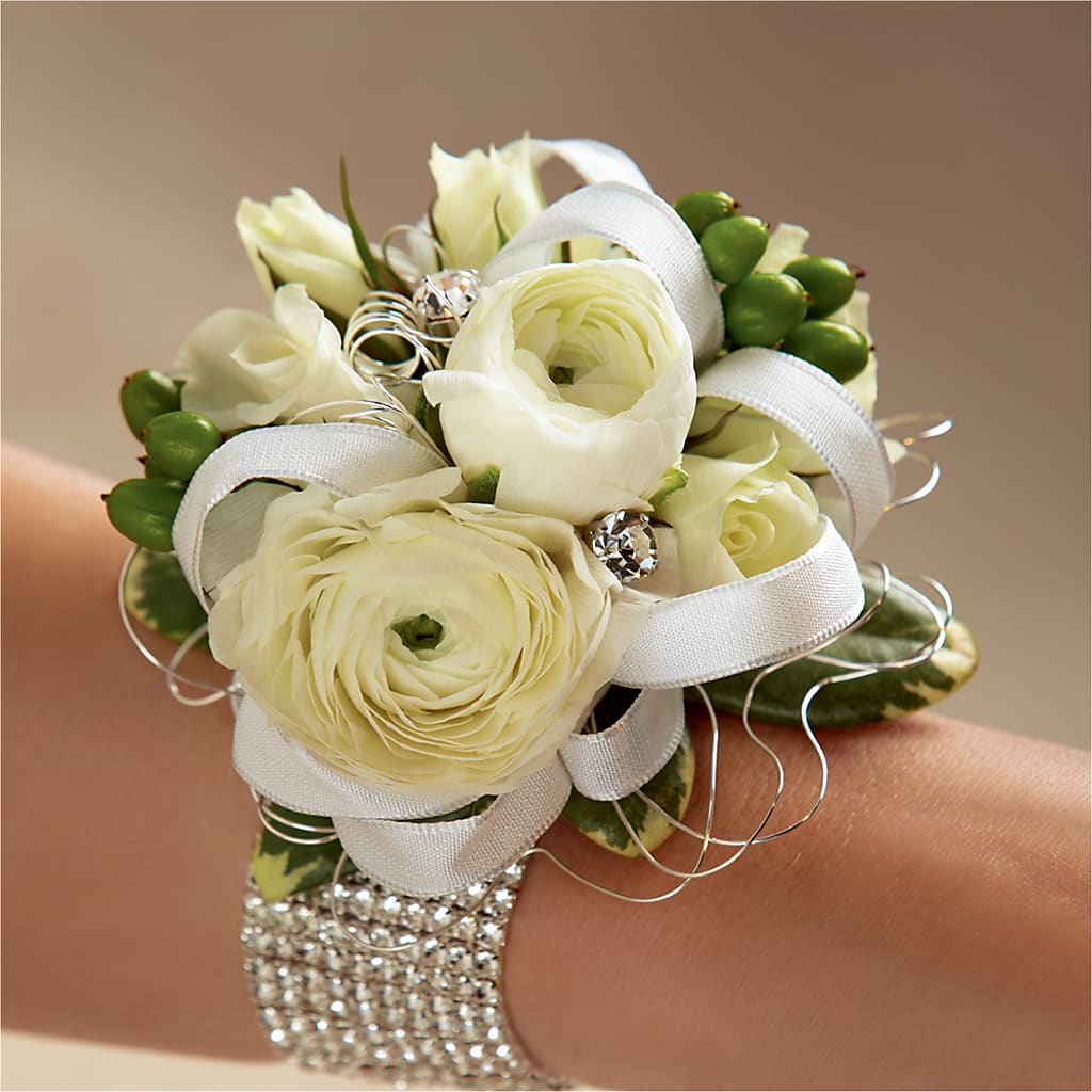 White Wedding Corsage – Albertsons Floral #3195, Meridian ID