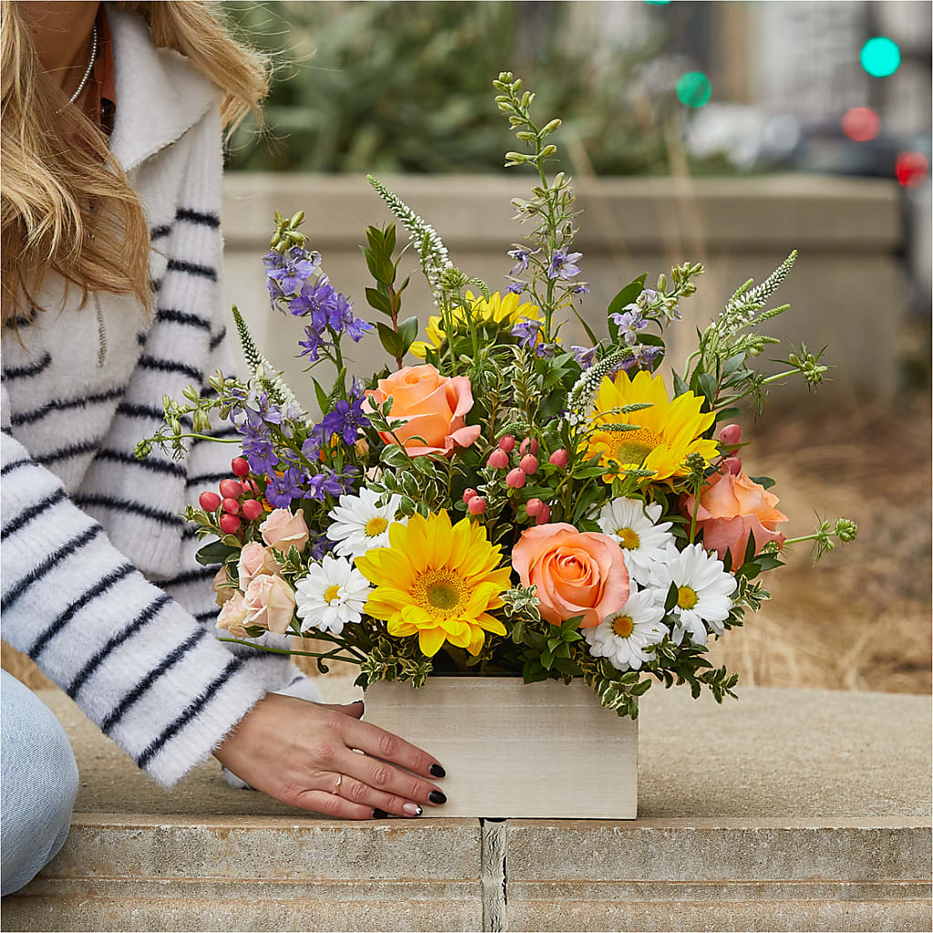 The Good Life Bouquet –  Albertsons Floral #3195, Meridian ID
