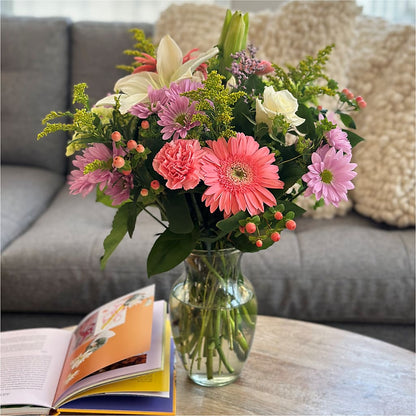 Pastel Tradition - A Florist Original –  Albertsons Floral #3195, Meridian ID