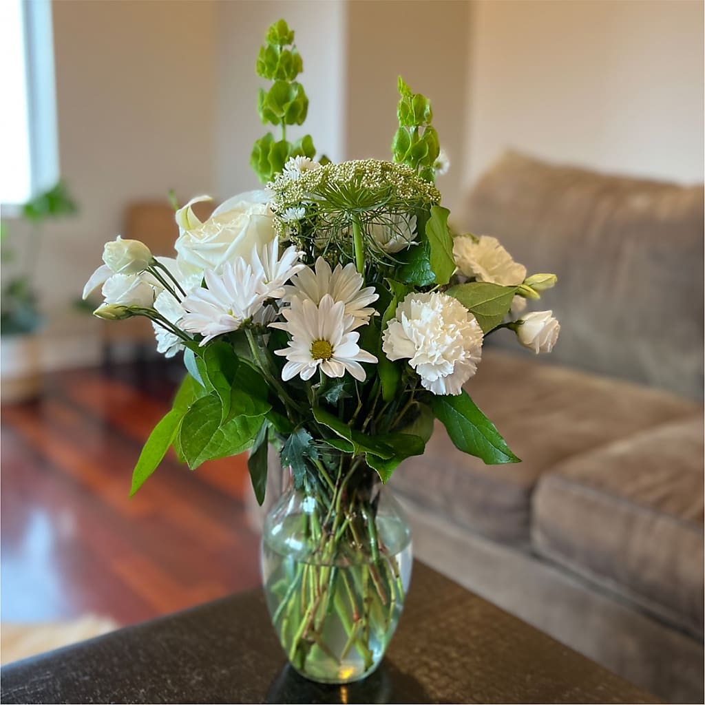 Classic Ivory – A Florist Original –  Albertsons Floral #3195, Meridian ID